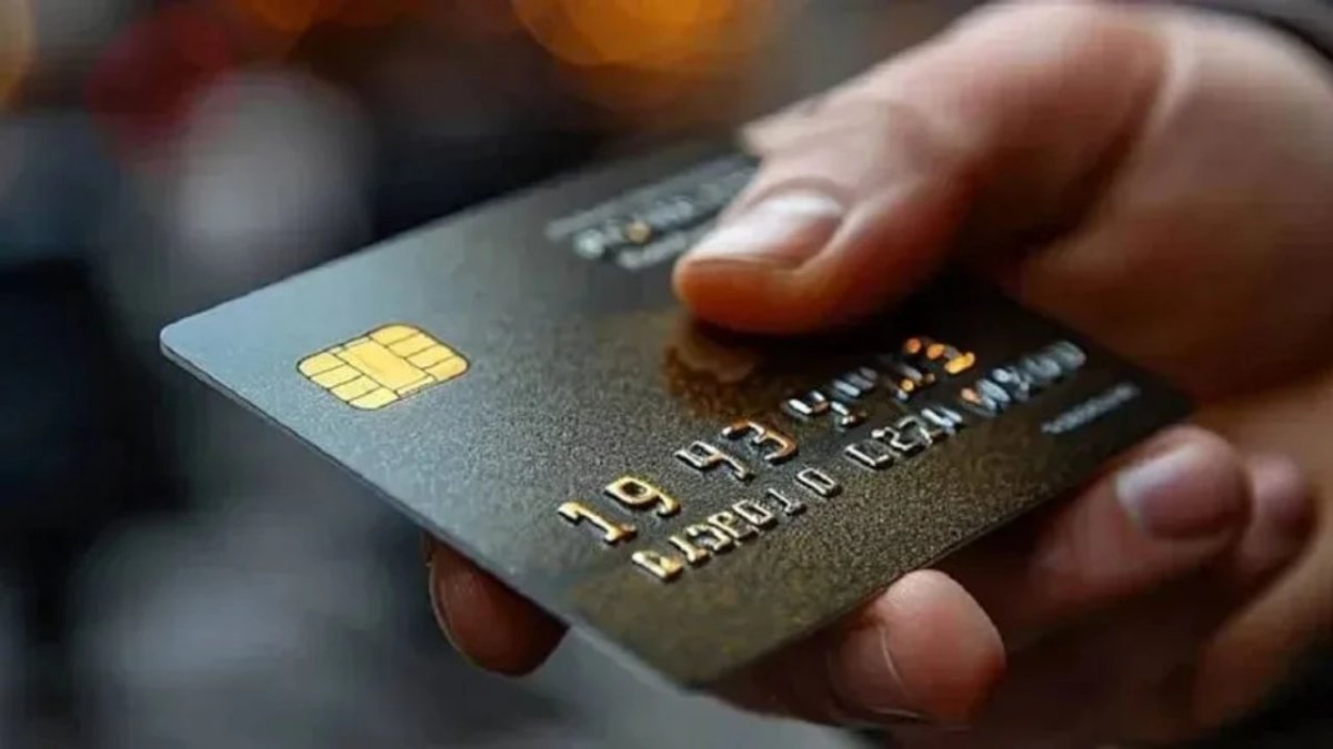 Kredi Kartı Faizlerinde Yeni Dönem Başladı: Merkez Bankası Oranları Düşürdü