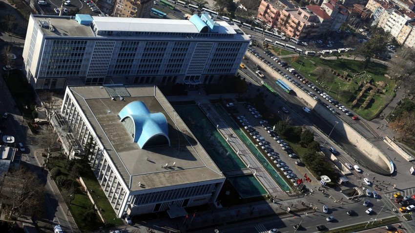 İBB ve Bağlı Kuruluşlarda Yolsuzluk Soruşturması: 6 İlde Operasyon, 22 Gözaltı