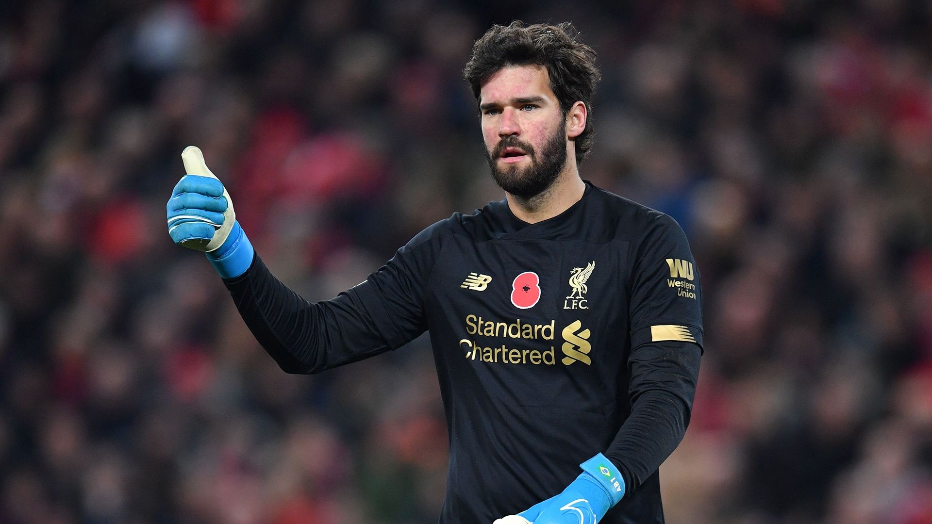 Liverpool’da Şok Ayrılık: Alisson Becker Kişisel Nedenlerle Kamptan Ayrıldı!